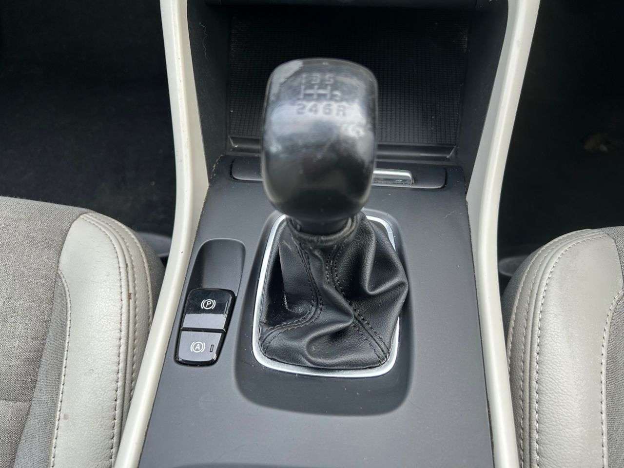 2019 VOLVO XC40 2019 VOLVO XC40