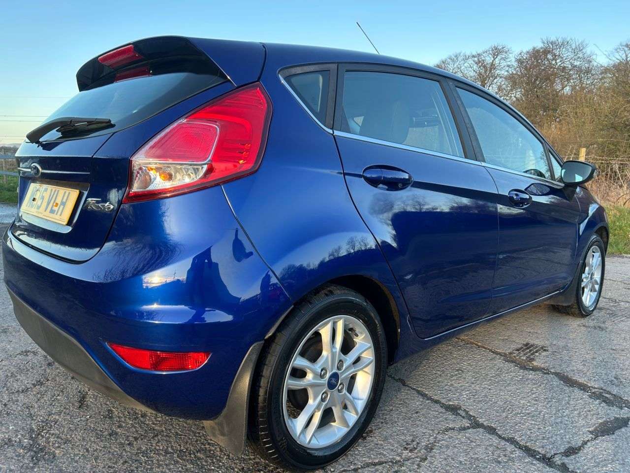 A 2015 FORD FIESTA 1.0T EcoBoost Zetec Hatchback 5dr Petrol Manual Euro 6 (s/s) (100 ps) WET B A 2015 FORD FIESTA 1.0T EcoBoost Zetec Hatchback 5dr Petrol Manual Euro 6 (s/s) (100 ps) WET B