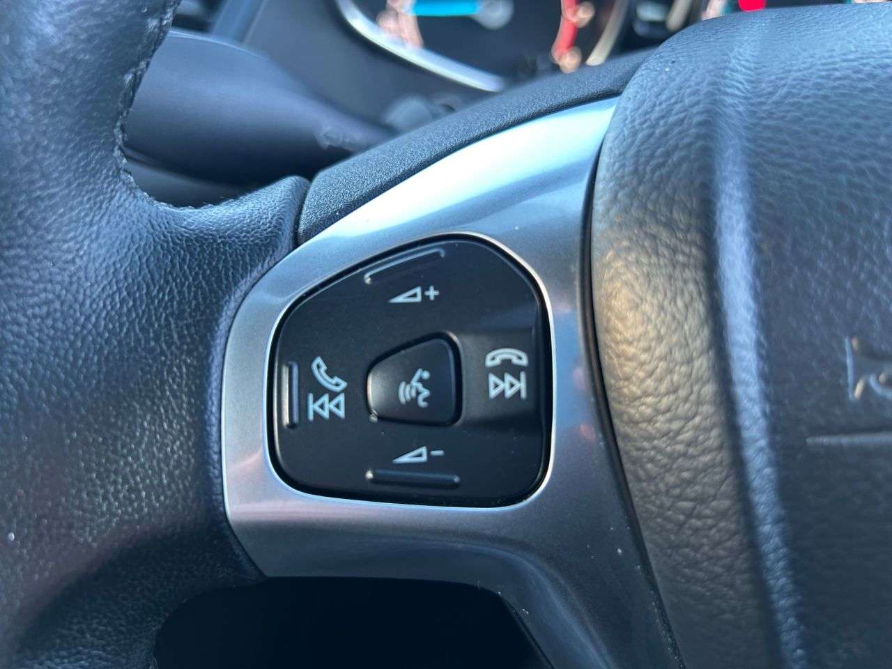 2015 FORD FIESTA 2015 FORD FIESTA