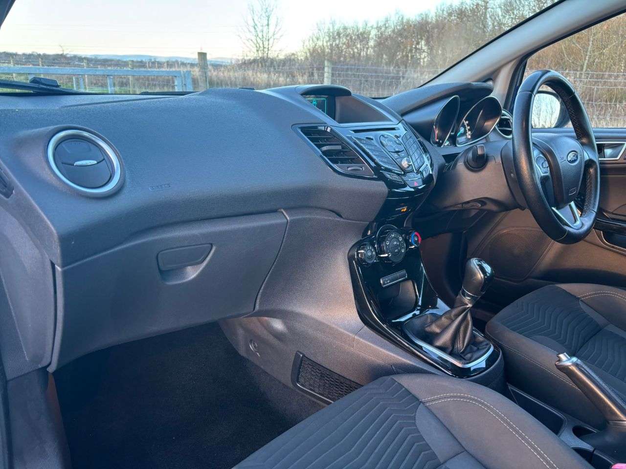 2015 FORD FIESTA 2015 FORD FIESTA