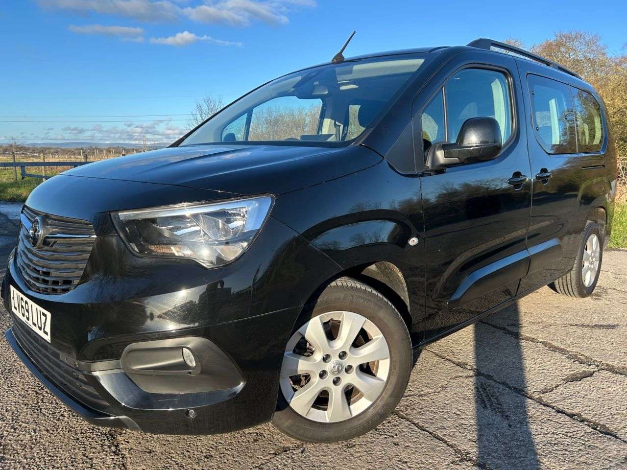A 2019 VAUXHALL COMBO LIFE 1.5 Turbo D BlueInjection Energy XL MPV 5dr Diesel Manual Euro 6 (s/s) (7 S A 2019 VAUXHALL COMBO LIFE 1.5 Turbo D BlueInjection Energy XL MPV 5dr Diesel Manual Euro 6 (s/s) (7 S