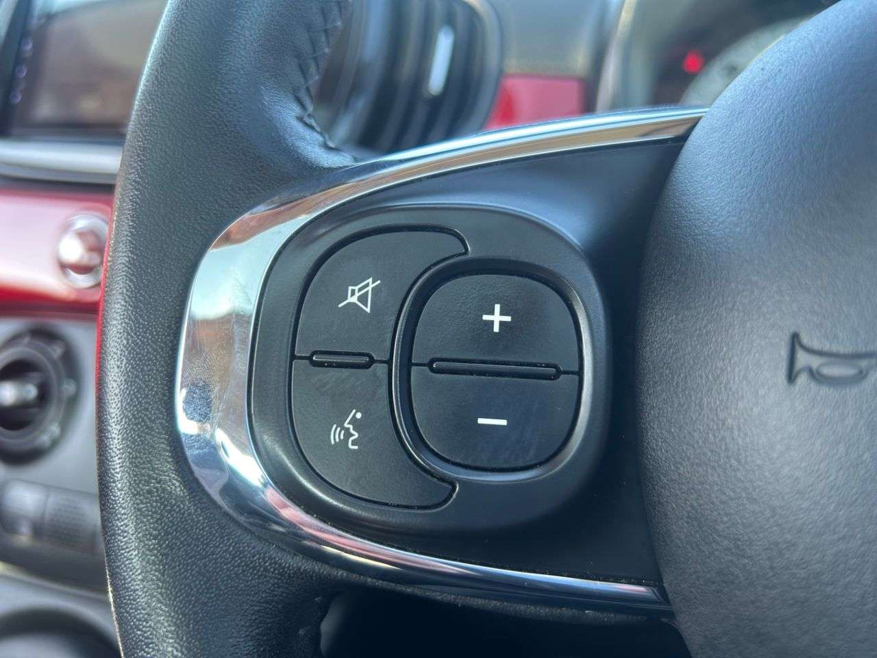 2018 FIAT 500 2018 FIAT 500