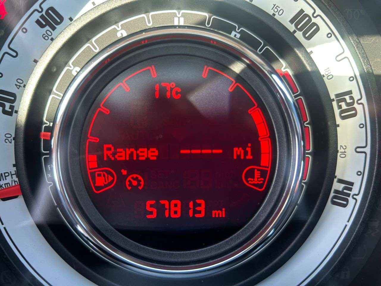 2018 FIAT 500 2018 FIAT 500