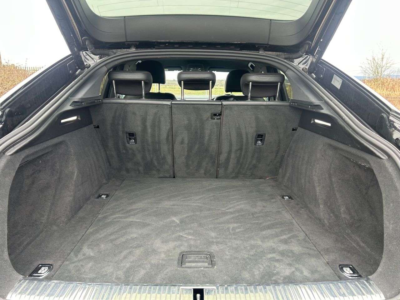 2021 AUDI E-TRON 2021 AUDI E-TRON