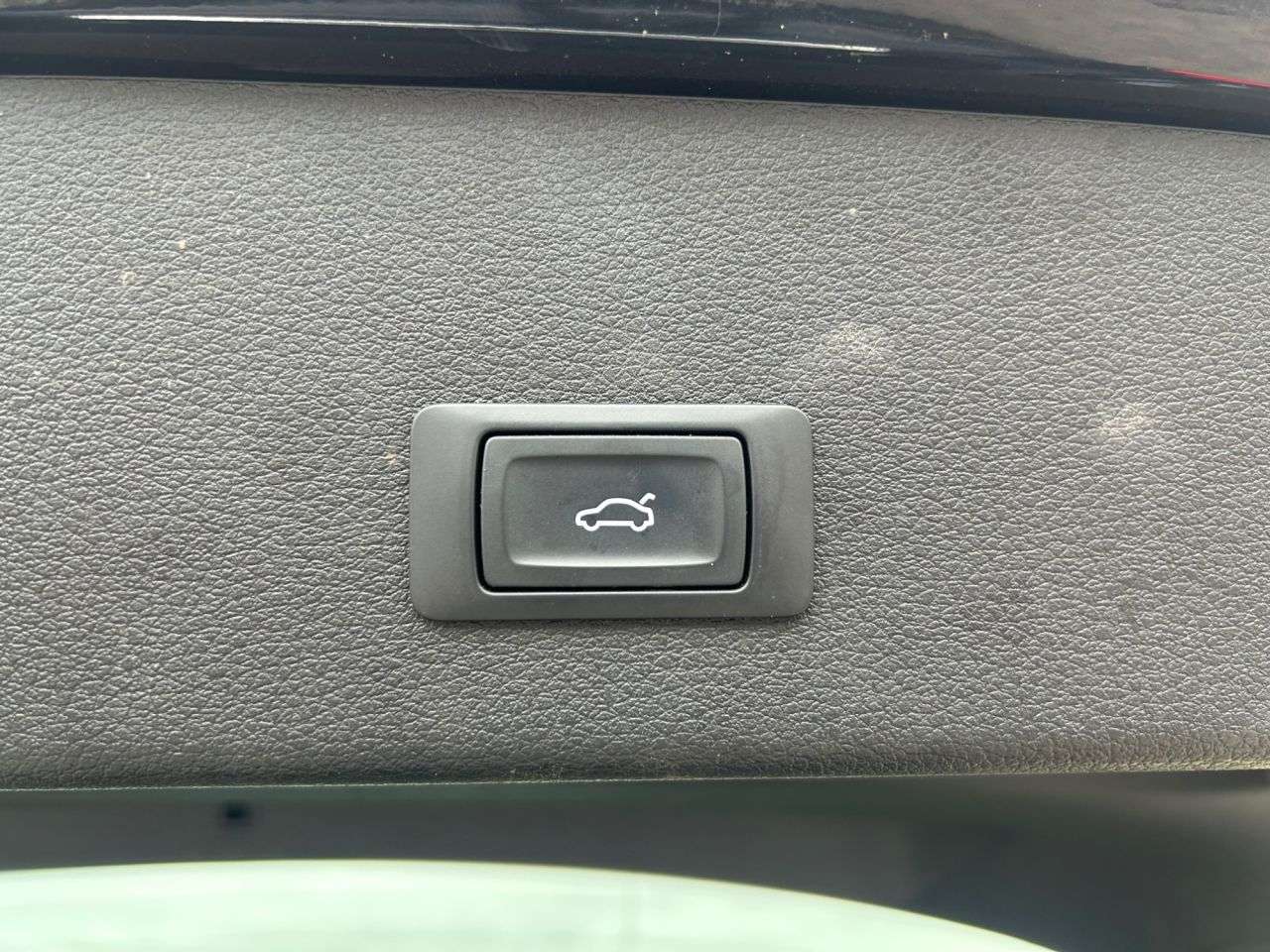 2021 AUDI E-TRON 2021 AUDI E-TRON