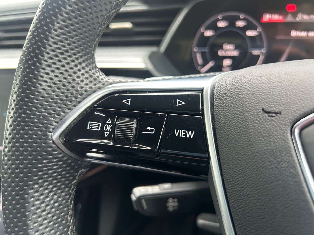 2021 AUDI E-TRON 2021 AUDI E-TRON