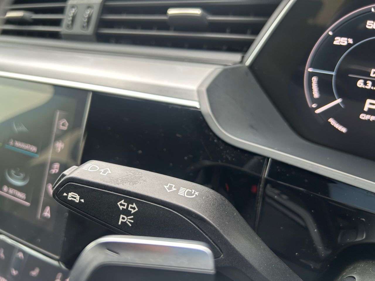 2021 AUDI E-TRON 2021 AUDI E-TRON