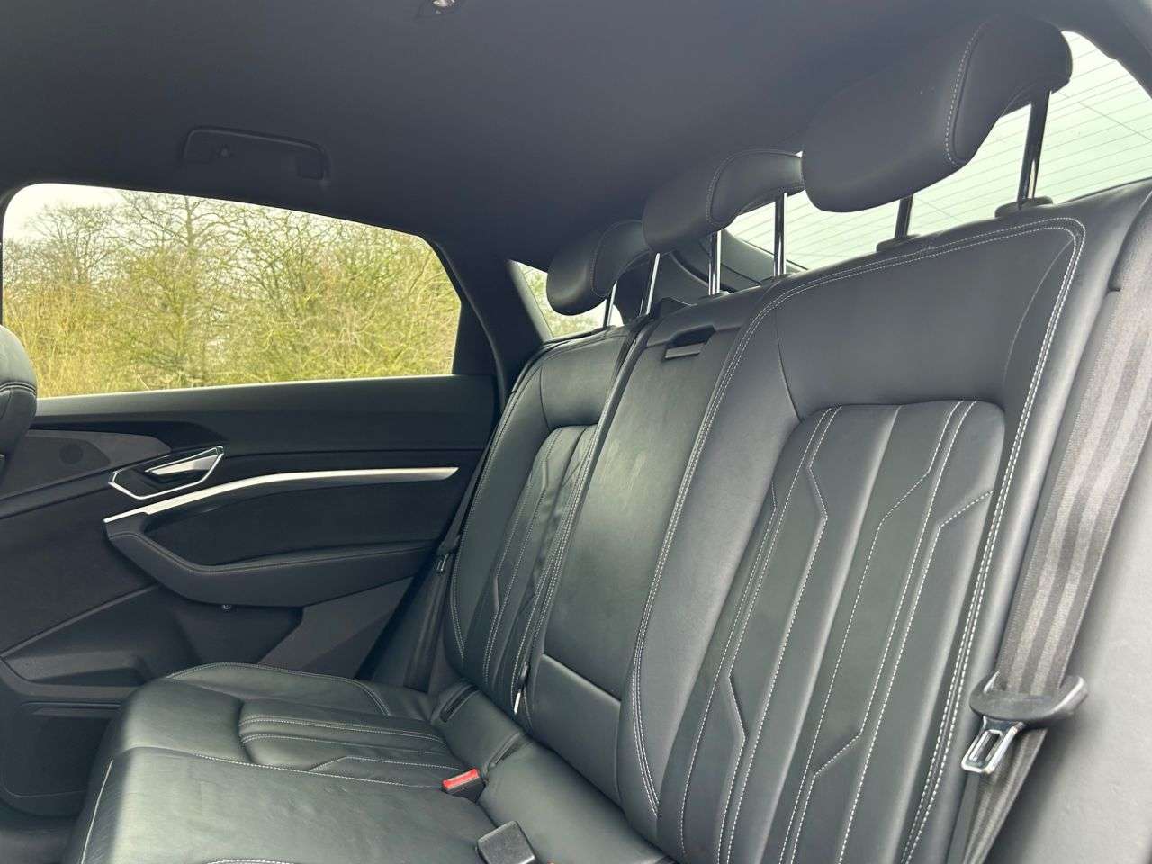 2021 AUDI E-TRON 2021 AUDI E-TRON