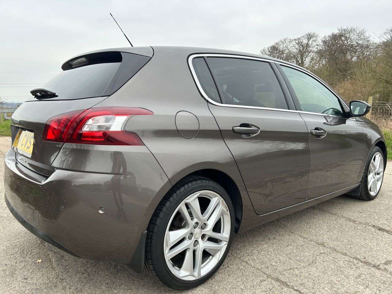 A 2014 PEUGEOT 308 1.6 THP Feline Hatchback 5dr Petrol Manual Euro 5 (156 ps) A 2014 PEUGEOT 308 1.6 THP Feline Hatchback 5dr Petrol Manual Euro 5 (156 ps)
