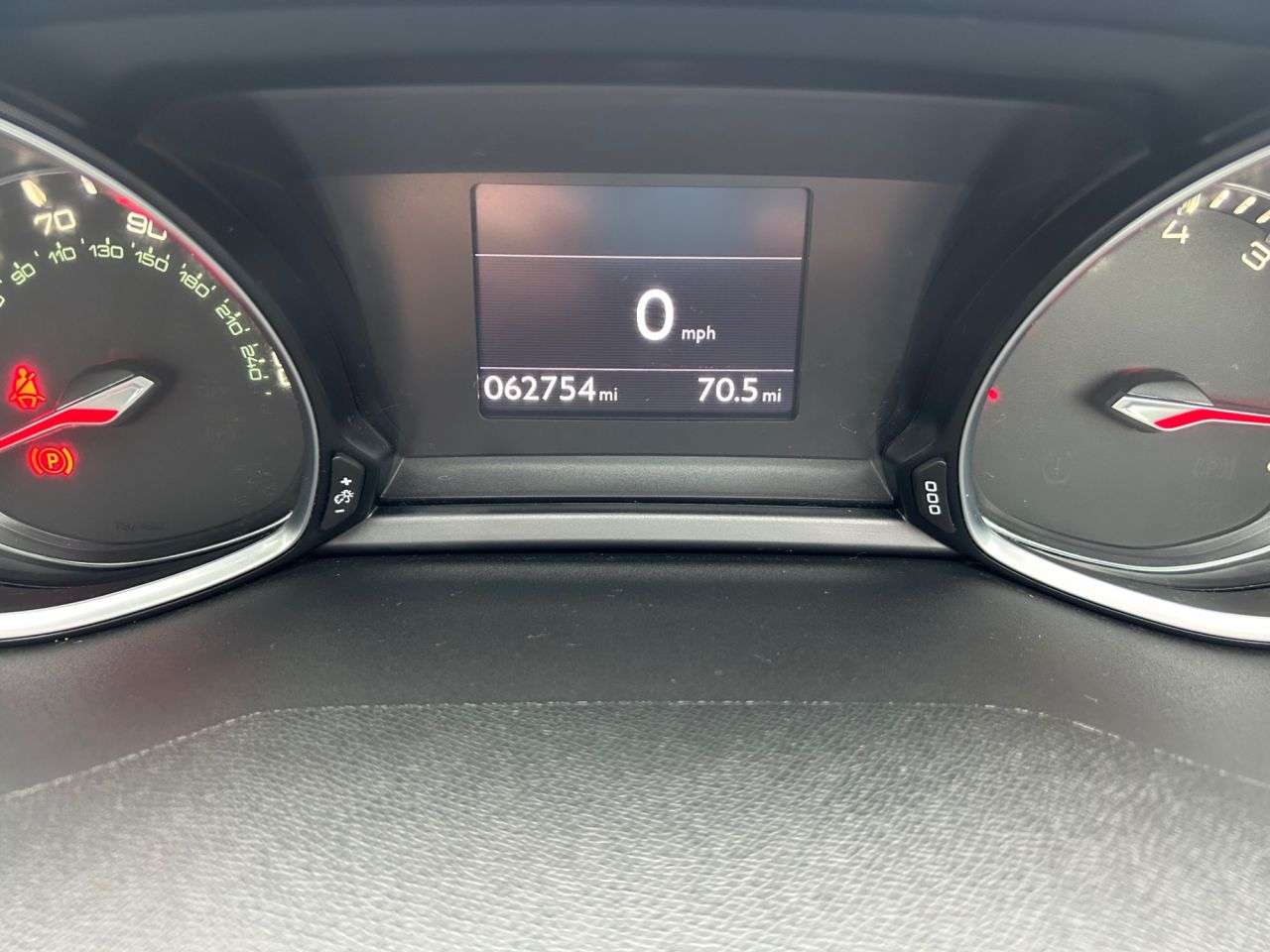 2014 PEUGEOT 308 2014 PEUGEOT 308