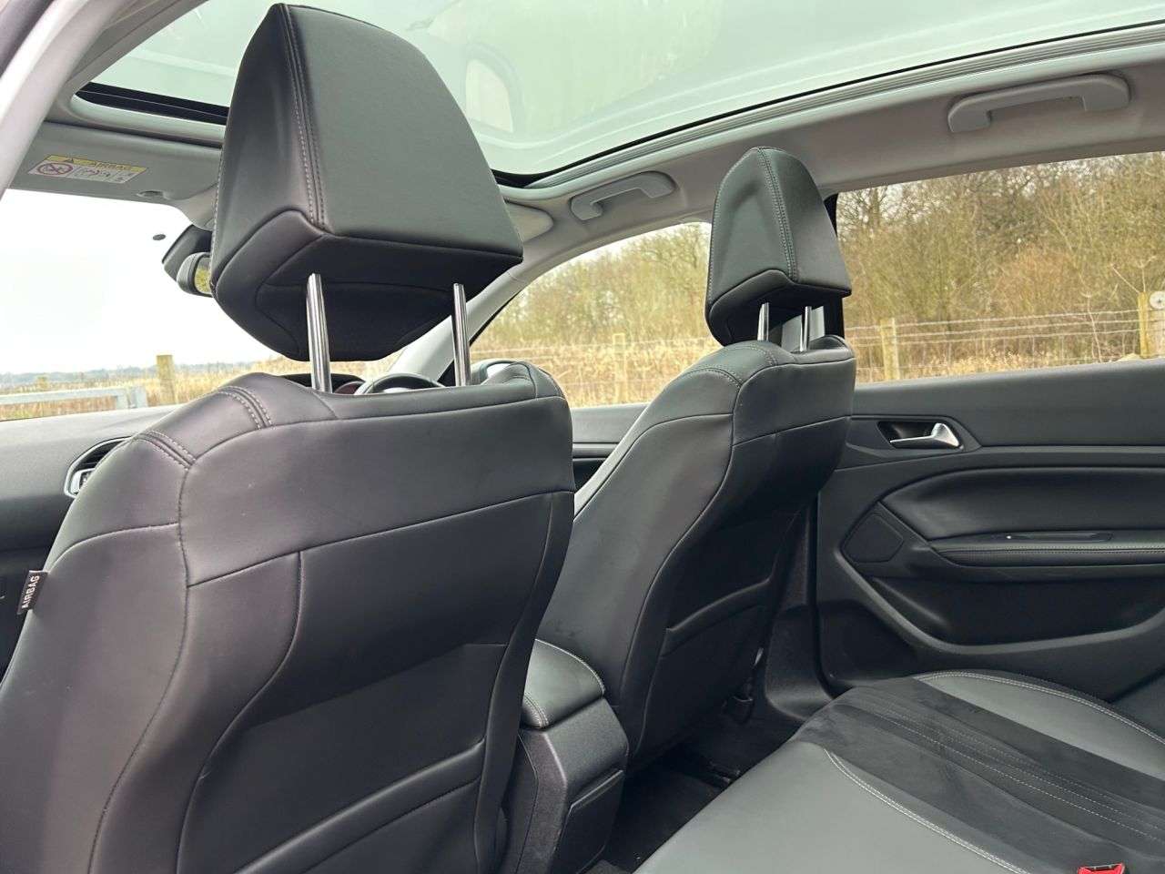 2014 PEUGEOT 308 2014 PEUGEOT 308