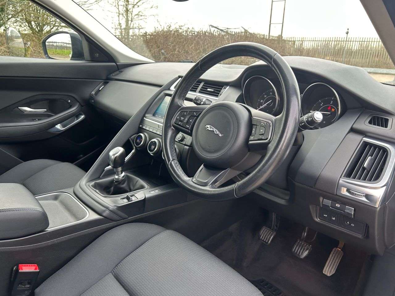 2019 JAGUAR E-PACE 2019 JAGUAR E-PACE