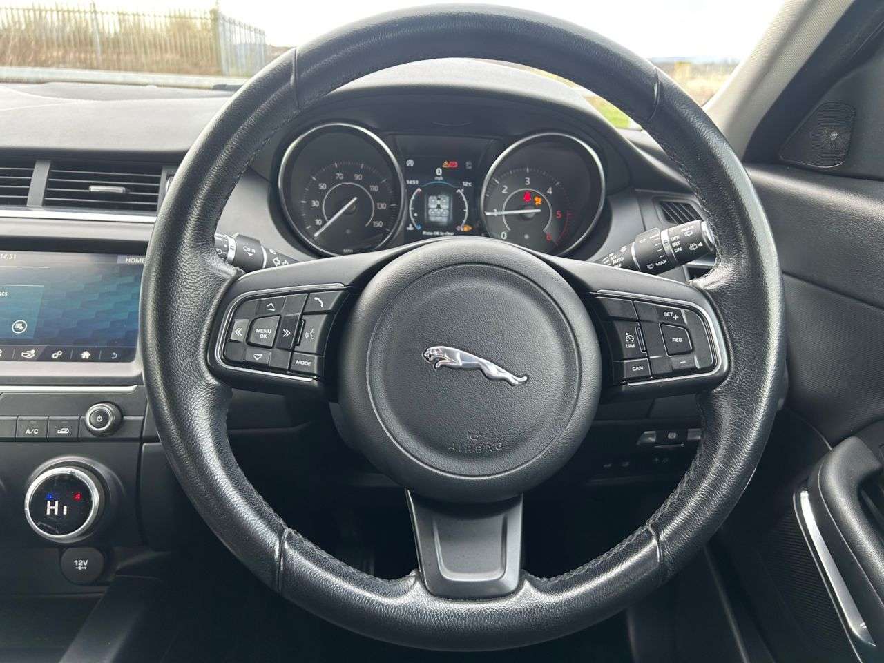 2019 JAGUAR E-PACE 2019 JAGUAR E-PACE