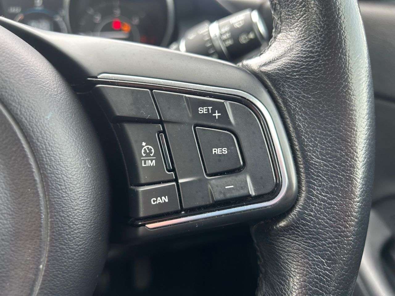 2019 JAGUAR E-PACE 2019 JAGUAR E-PACE