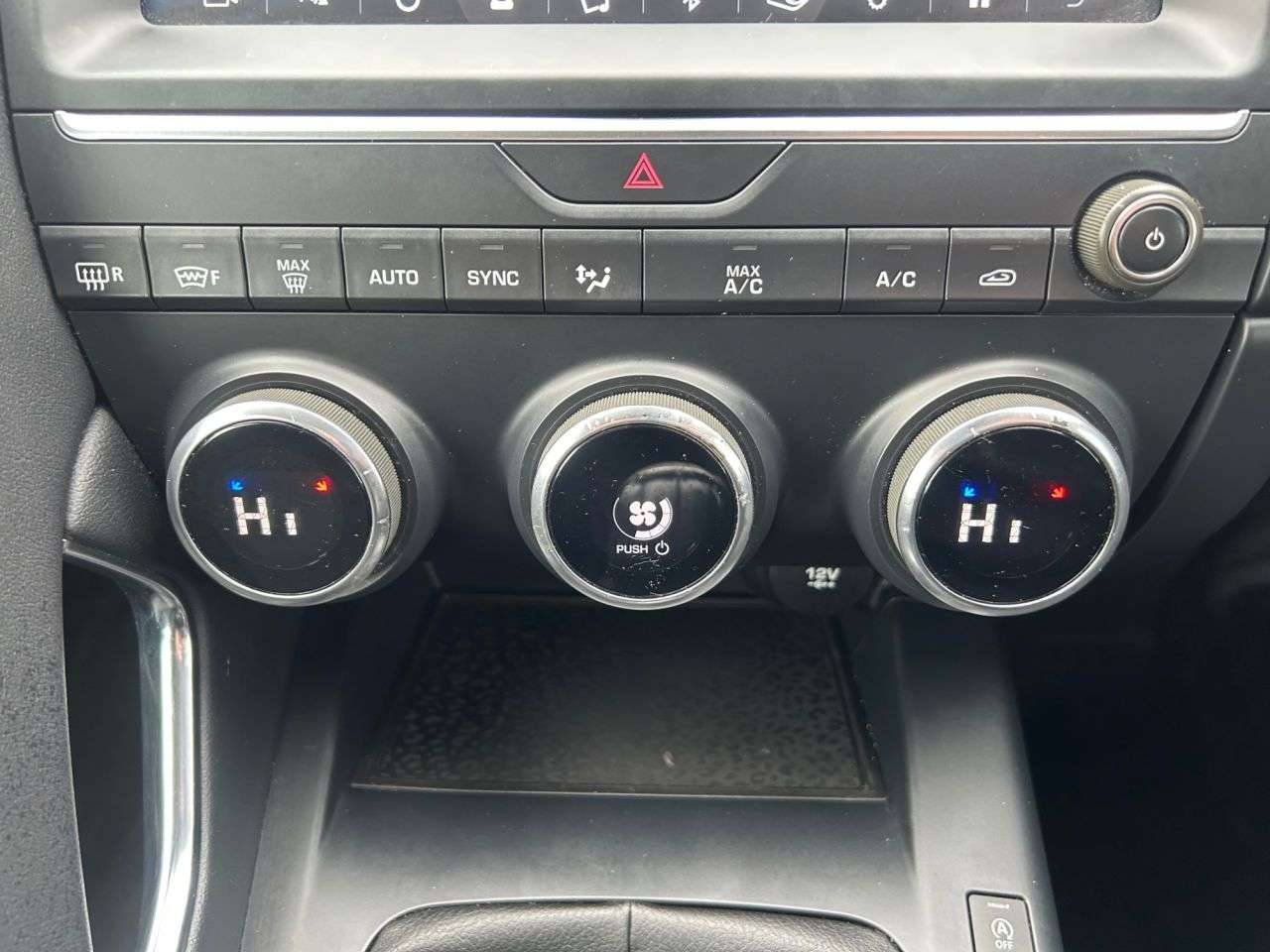 2019 JAGUAR E-PACE 2019 JAGUAR E-PACE