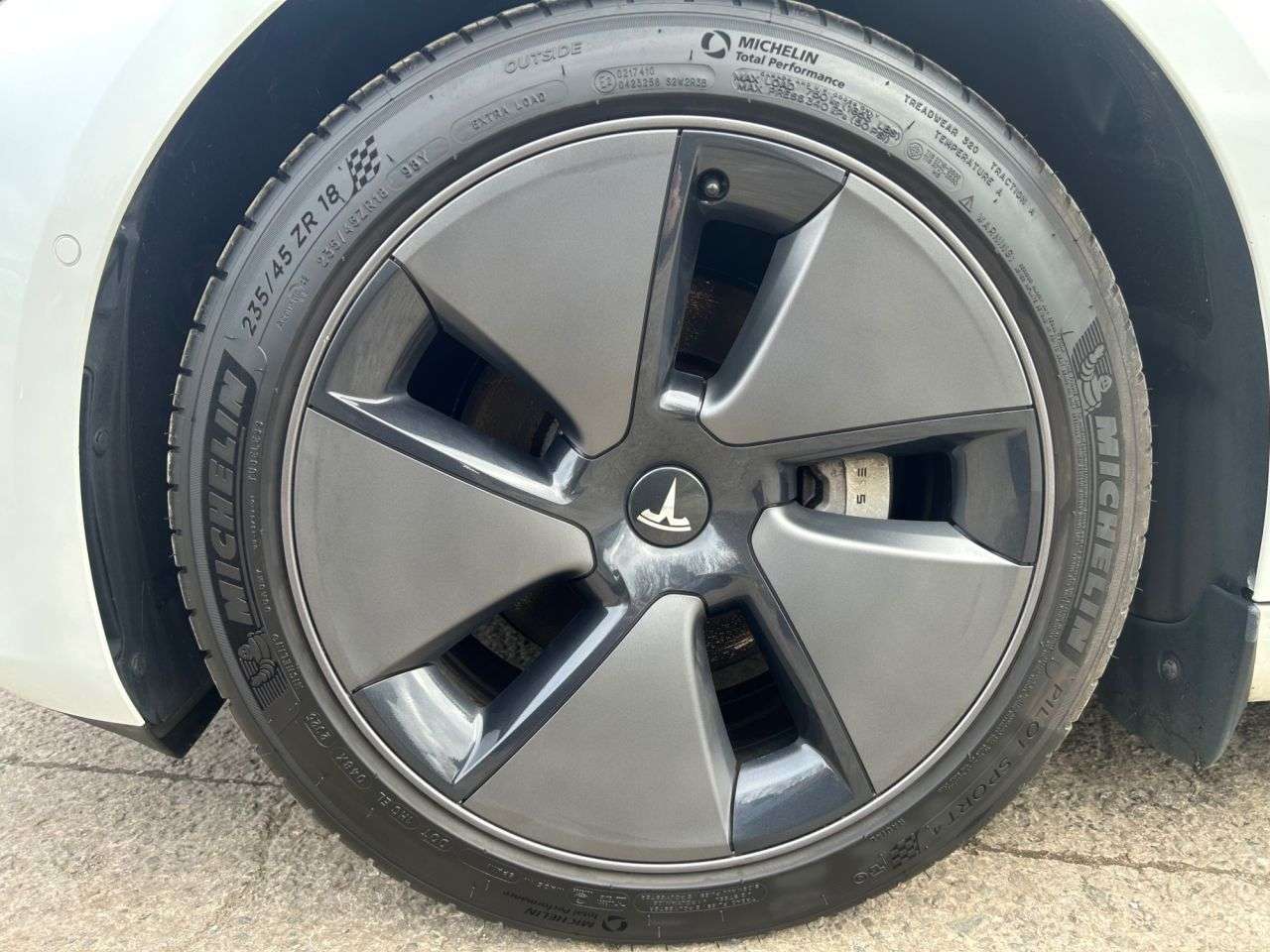 2021 TESLA MODEL 3 2021 TESLA MODEL 3