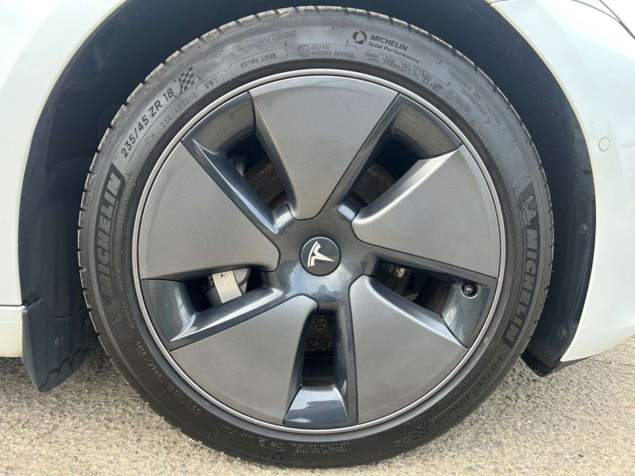 2021 TESLA MODEL 3 2021 TESLA MODEL 3