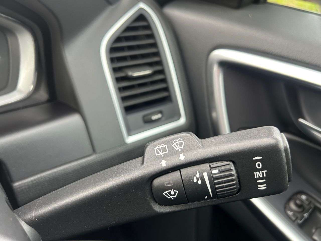 2014 VOLVO XC60 2014 VOLVO XC60