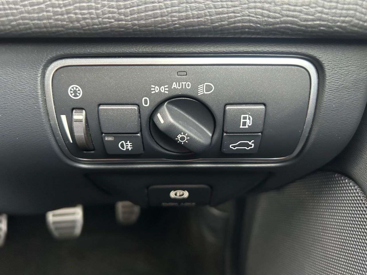 2014 VOLVO XC60 2014 VOLVO XC60