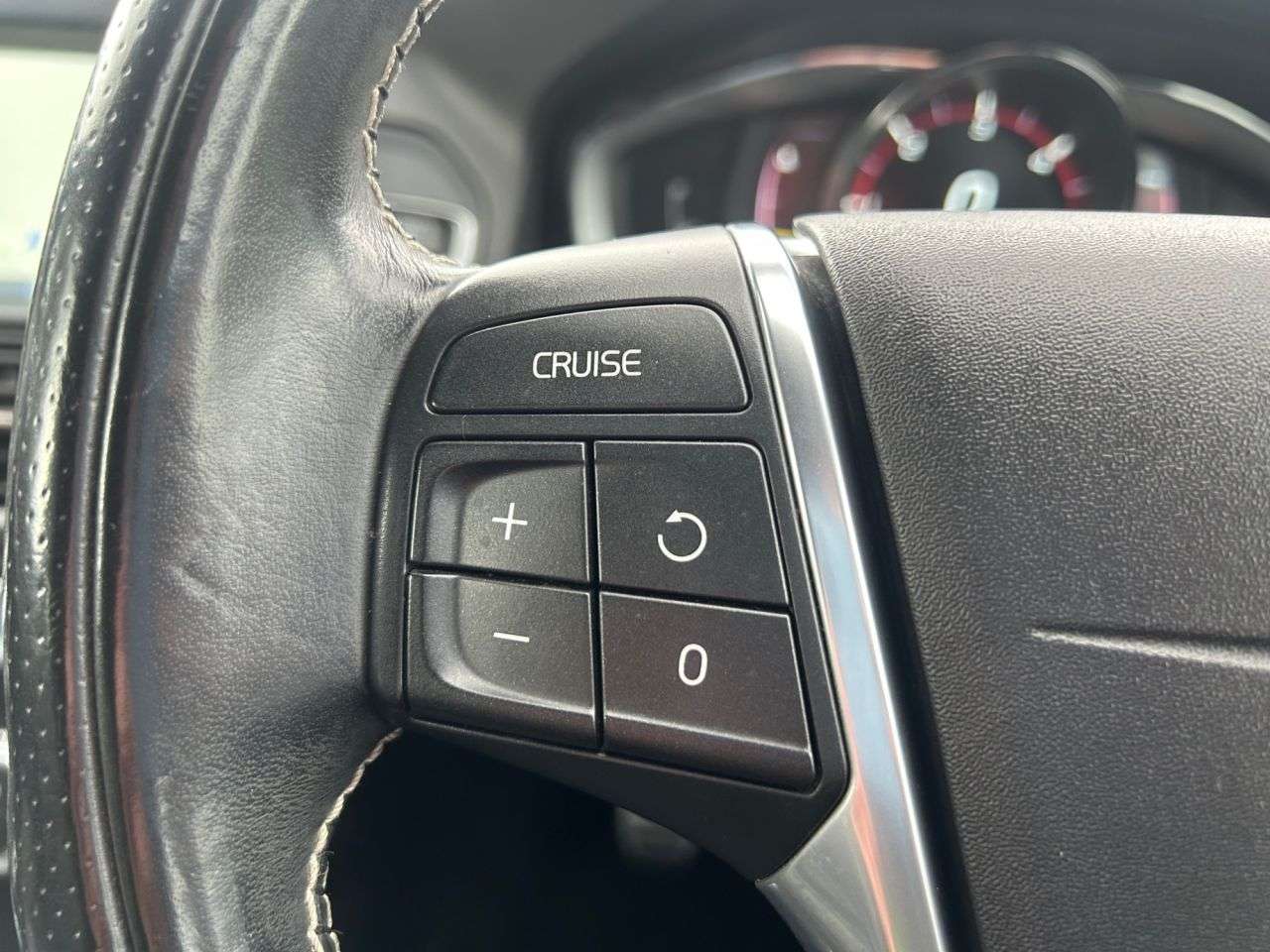 2014 VOLVO XC60 2014 VOLVO XC60
