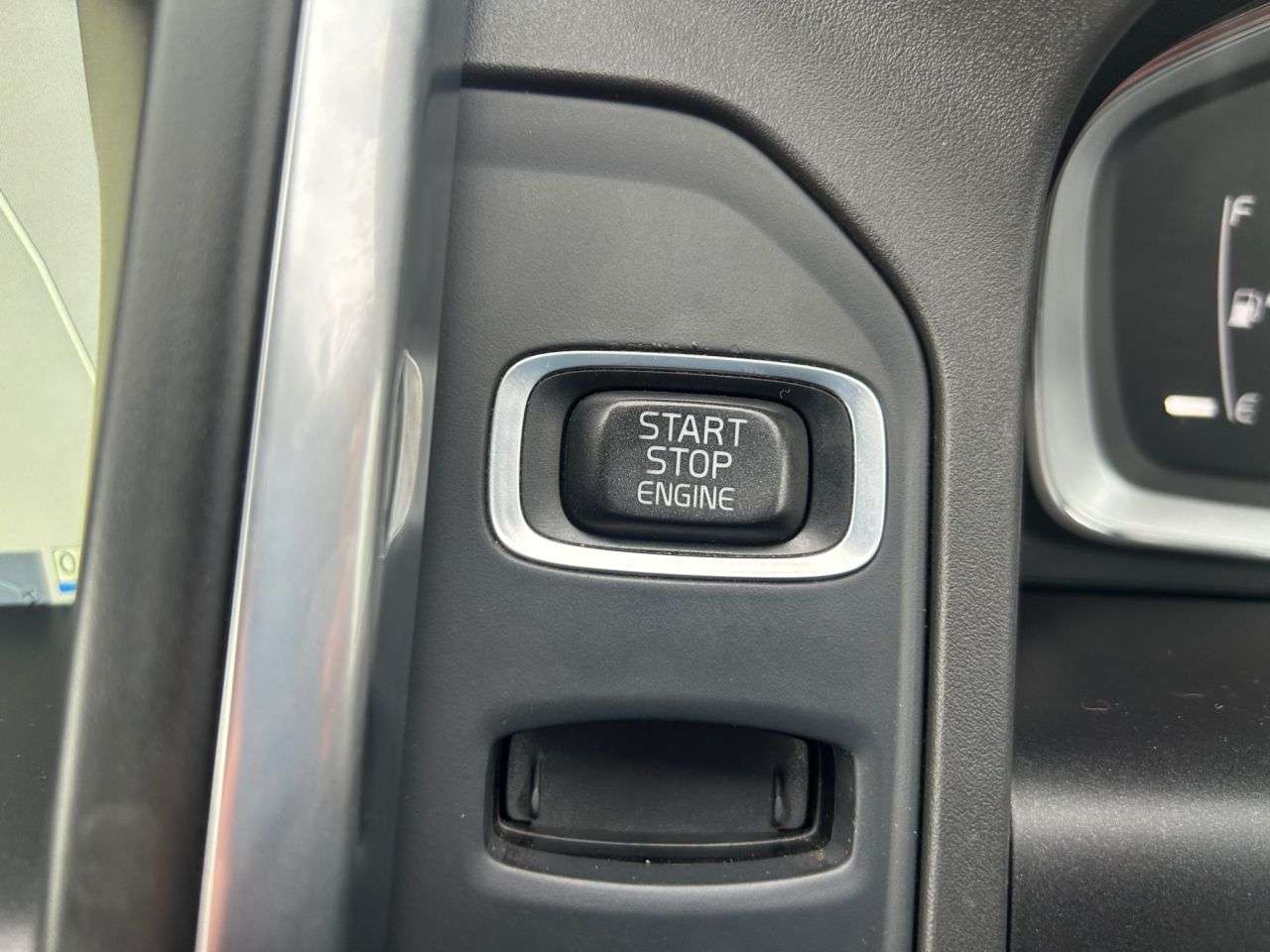 2014 VOLVO XC60 2014 VOLVO XC60