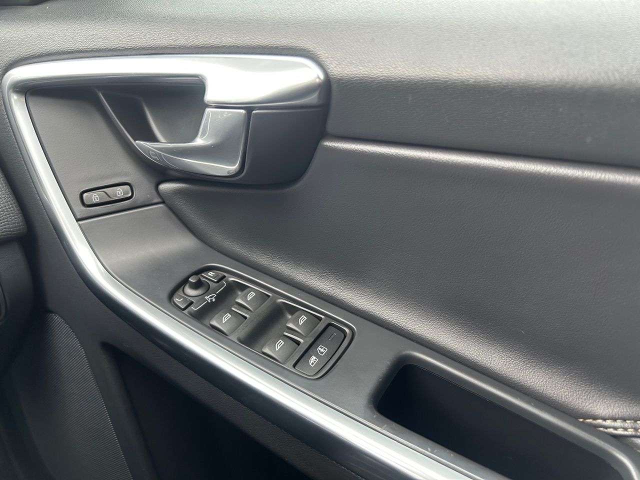 2014 VOLVO XC60 2014 VOLVO XC60