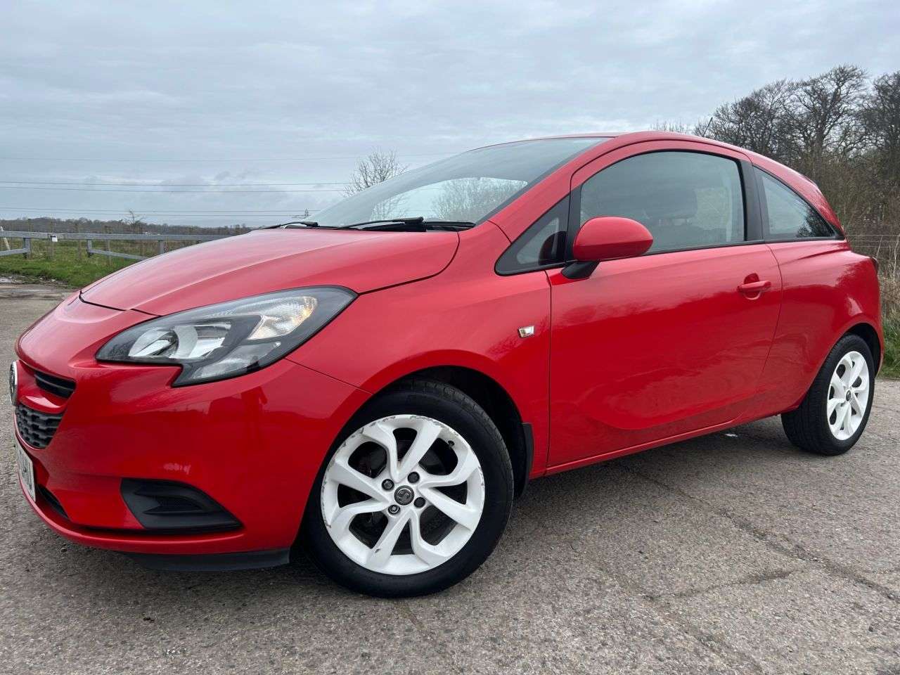 A 2016 VAUXHALL CORSA 1.4i ecoFLEX Sting Hatchback 3dr Petrol Manual Euro 6 (75 ps) A 2016 VAUXHALL CORSA 1.4i ecoFLEX Sting Hatchback 3dr Petrol Manual Euro 6 (75 ps)