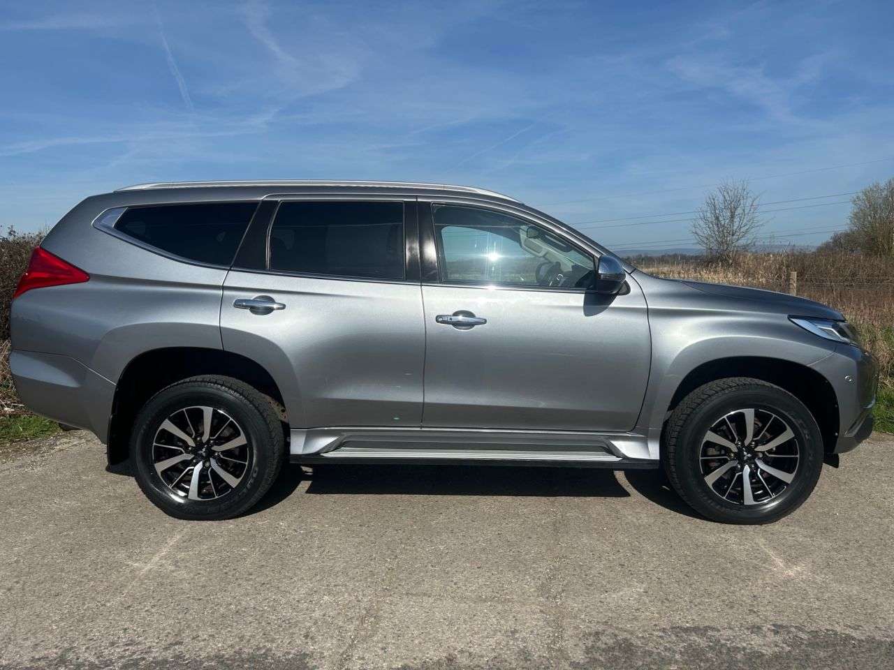 A 2018 MITSUBISHI SHOGUN SPORT 2.4D 4 SUV 5dr Diesel Auto 4WD Euro 6 (181 ps) A 2018 MITSUBISHI SHOGUN SPORT 2.4D 4 SUV 5dr Diesel Auto 4WD Euro 6 (181 ps)