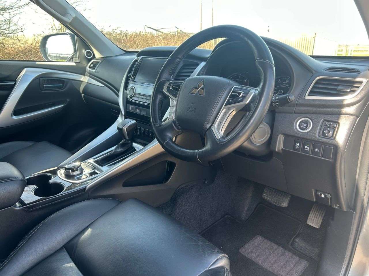 2018 MITSUBISHI SHOGUN SPORT 2018 MITSUBISHI SHOGUN SPORT