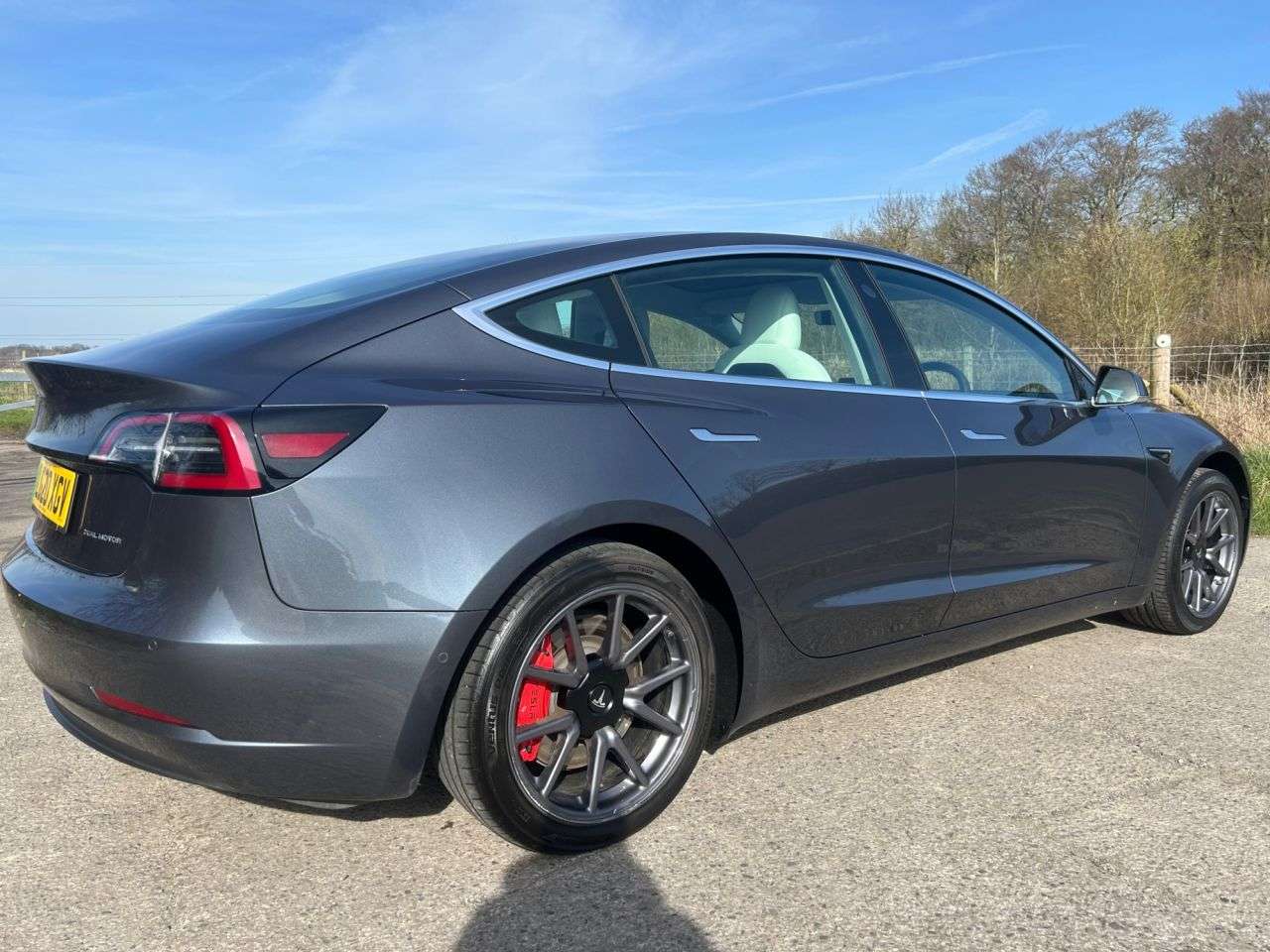 A 2020 TESLA MODEL 3 (Dual Motor) Long Range Saloon 4dr Electric Auto 4WDE (346 ps) A 2020 TESLA MODEL 3 (Dual Motor) Long Range Saloon 4dr Electric Auto 4WDE (346 ps)