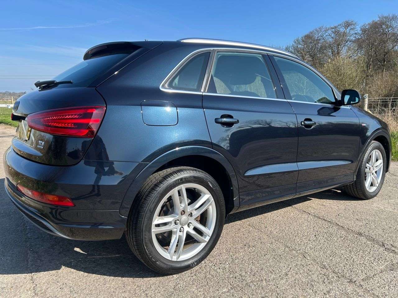 A 2014 AUDI Q3 2.0 TDI S line SUV 5dr Diesel S Tronic quattro Euro 5 (s/s) (177 ps) A 2014 AUDI Q3 2.0 TDI S line SUV 5dr Diesel S Tronic quattro Euro 5 (s/s) (177 ps)