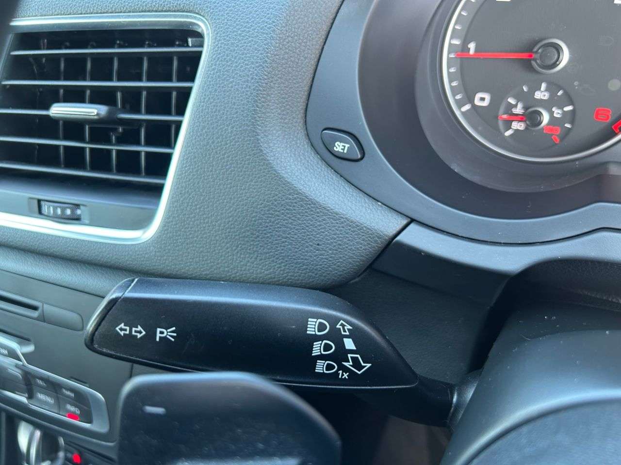 2014 AUDI Q3 2014 AUDI Q3