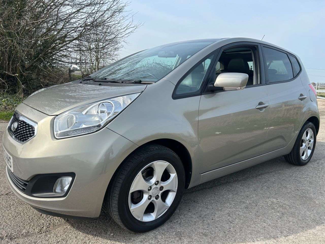 2012 KIA VENGA 2012 KIA VENGA