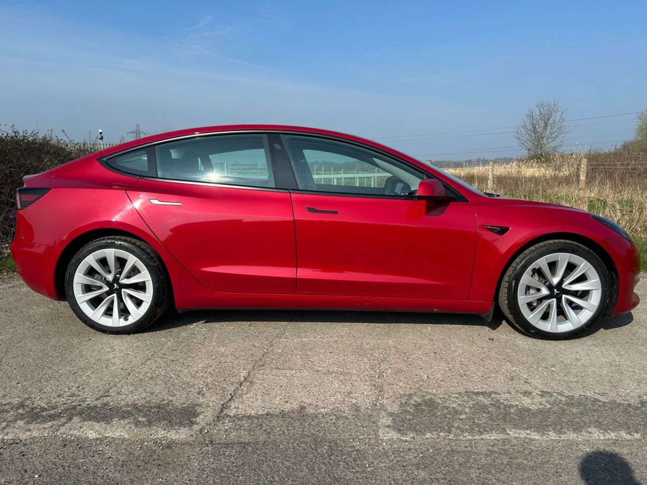 A 2021 TESLA MODEL 3 (Dual Motor) Long Range Saloon 4dr Electric Auto 4WDE (346 ps) A 2021 TESLA MODEL 3 (Dual Motor) Long Range Saloon 4dr Electric Auto 4WDE (346 ps)