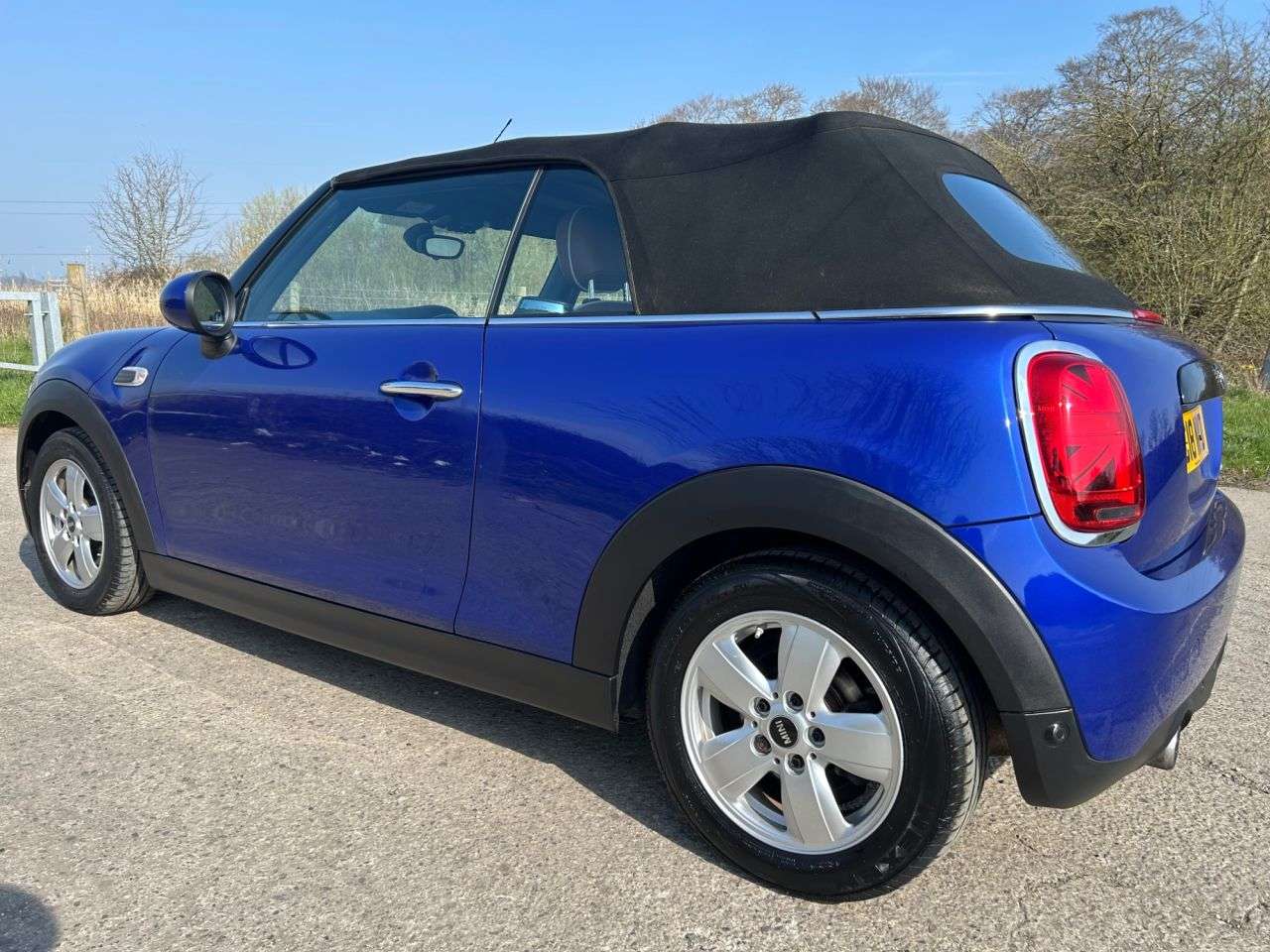 2018 MINI CONVERTIBLE 2018 MINI CONVERTIBLE
