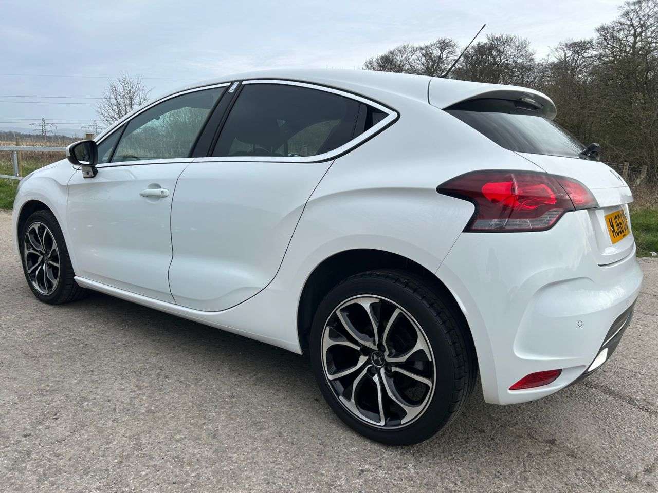 2016 DS AUTOMOBILES DS 4 2016 DS AUTOMOBILES DS 4