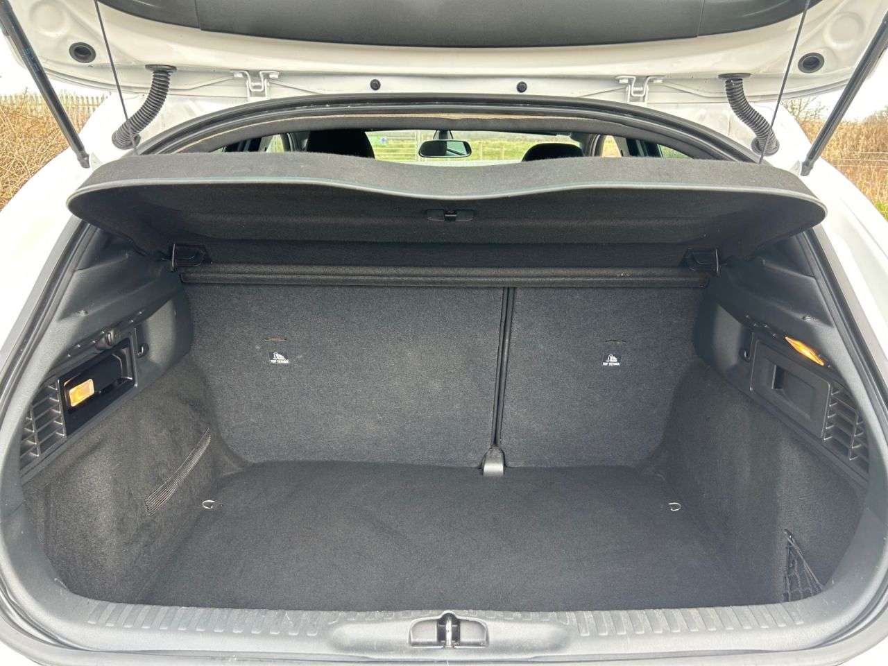 2016 DS AUTOMOBILES DS 4 2016 DS AUTOMOBILES DS 4