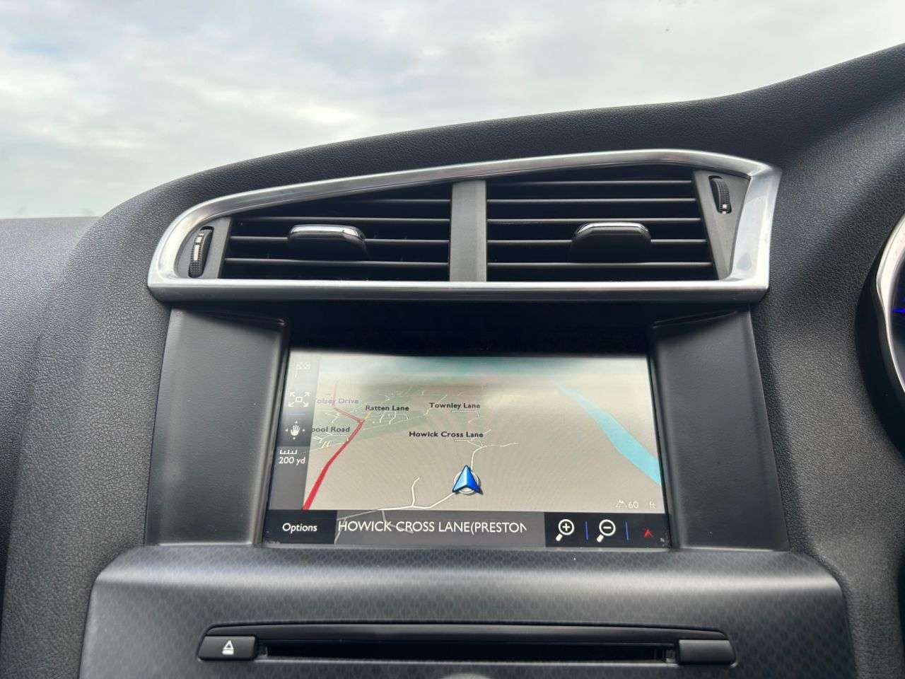 2016 DS AUTOMOBILES DS 4 2016 DS AUTOMOBILES DS 4