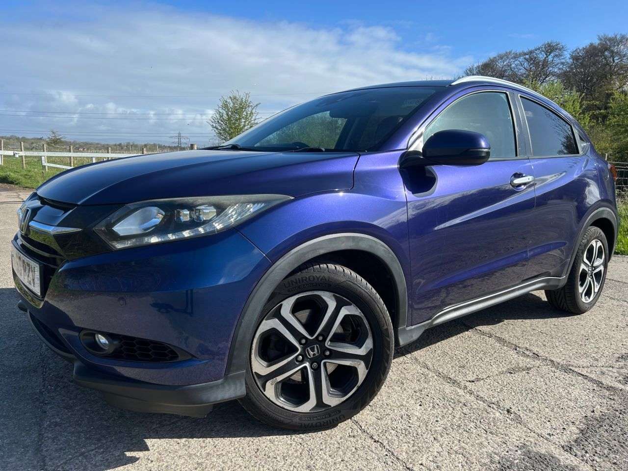 A 2015 HONDA HR-V 1.6 i-DTEC EX SUV 5dr Diesel Manual Euro 6 (s/s) (120 ps) A 2015 HONDA HR-V 1.6 i-DTEC EX SUV 5dr Diesel Manual Euro 6 (s/s) (120 ps)