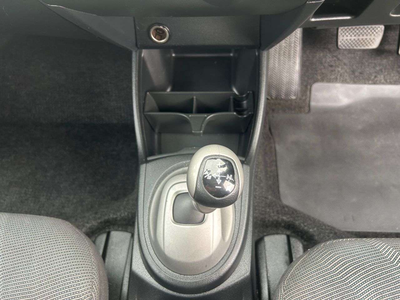 2010 HONDA JAZZ 2010 HONDA JAZZ