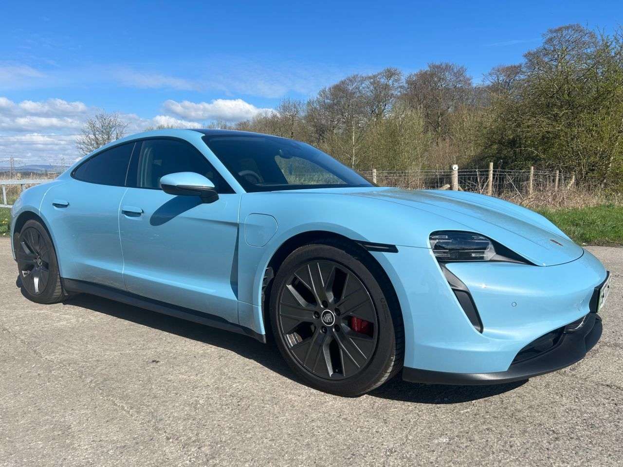 2022 PORSCHE TAYCAN 2022 PORSCHE TAYCAN