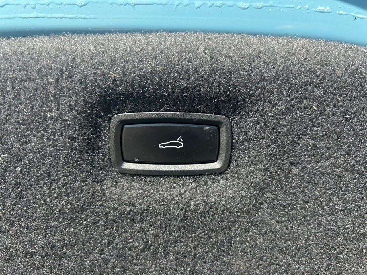 2022 PORSCHE TAYCAN 2022 PORSCHE TAYCAN