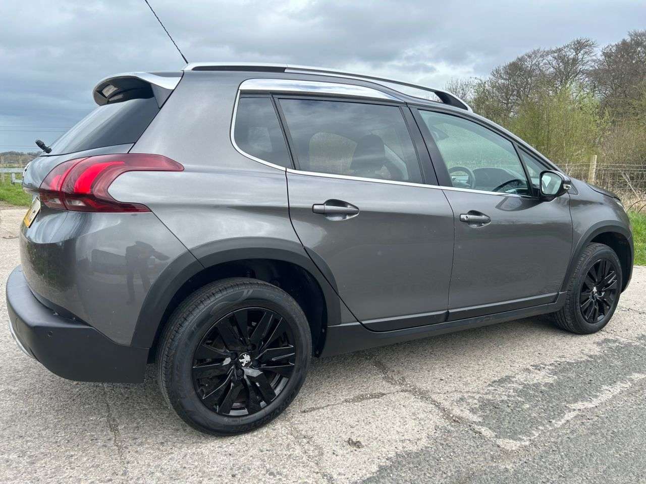 A 2018 PEUGEOT 2008 1.2 PureTech Allure Premium SUV 5dr Petrol Manual Euro 6 (s/s) (82 ps) A 2018 PEUGEOT 2008 1.2 PureTech Allure Premium SUV 5dr Petrol Manual Euro 6 (s/s) (82 ps)