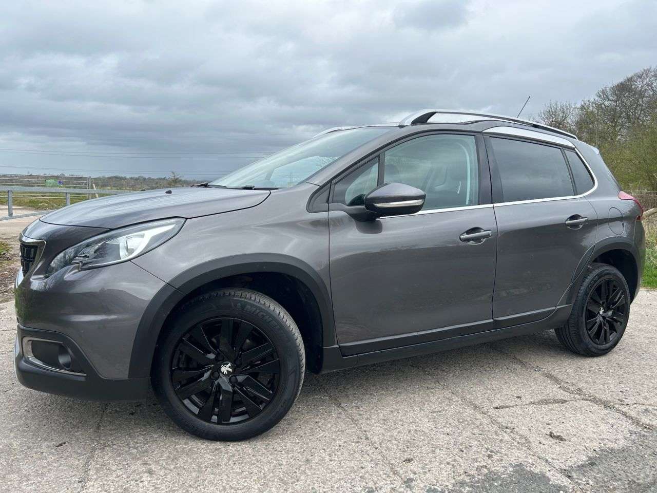 A 2018 PEUGEOT 2008 1.2 PureTech Allure Premium SUV 5dr Petrol Manual Euro 6 (s/s) (82 ps) A 2018 PEUGEOT 2008 1.2 PureTech Allure Premium SUV 5dr Petrol Manual Euro 6 (s/s) (82 ps)