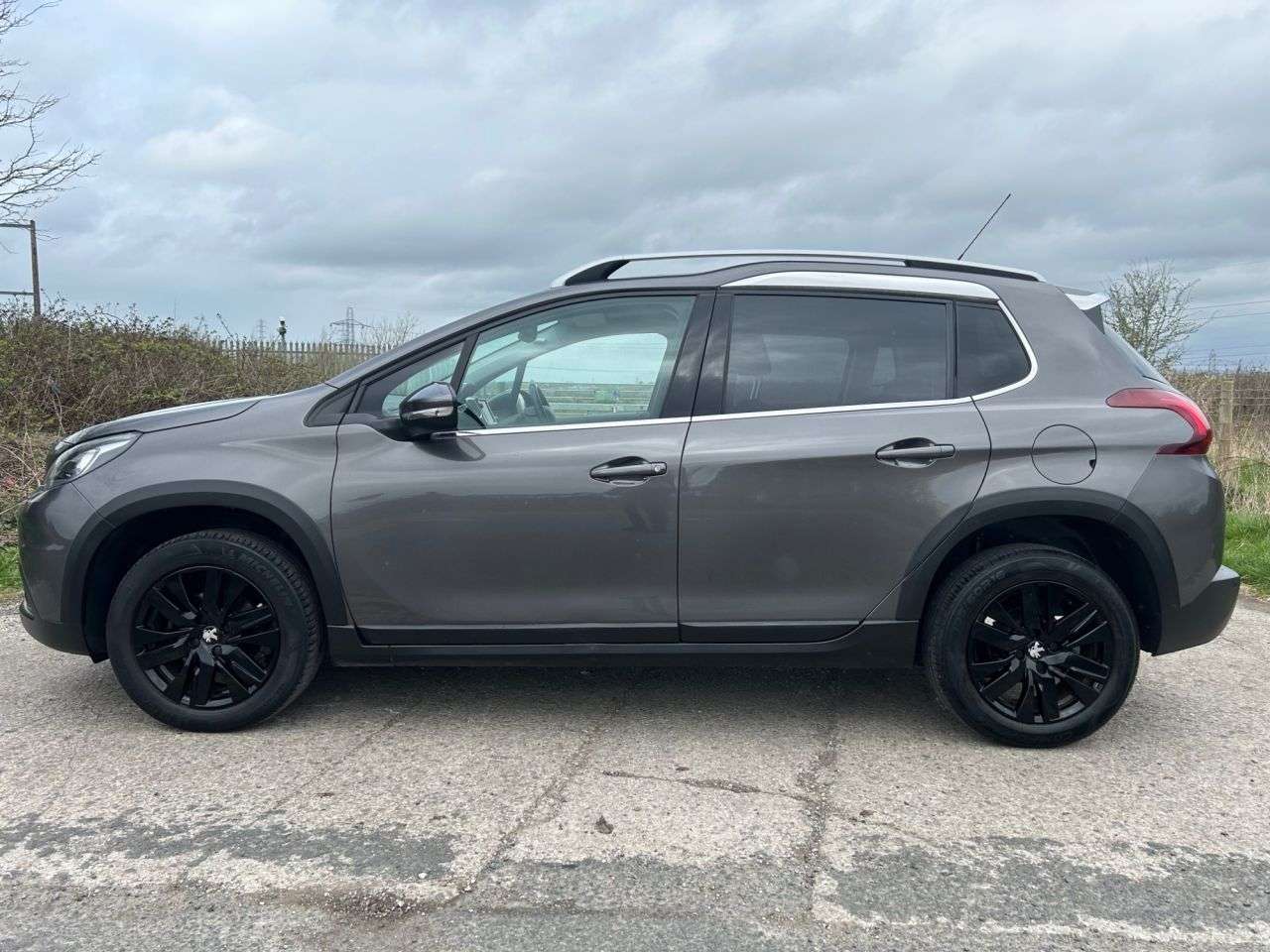 2018 PEUGEOT 2008 2018 PEUGEOT 2008