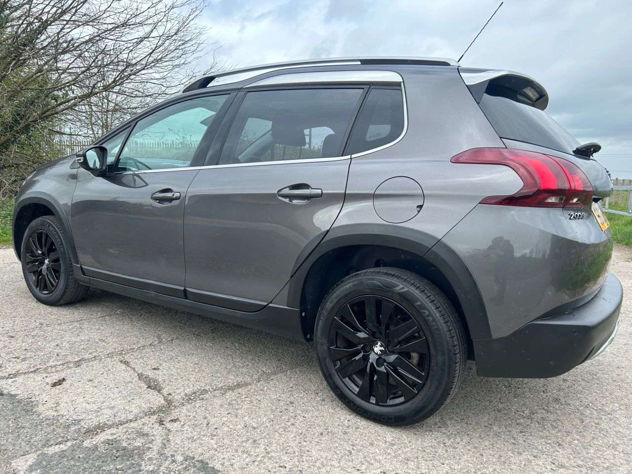 2018 PEUGEOT 2008 2018 PEUGEOT 2008