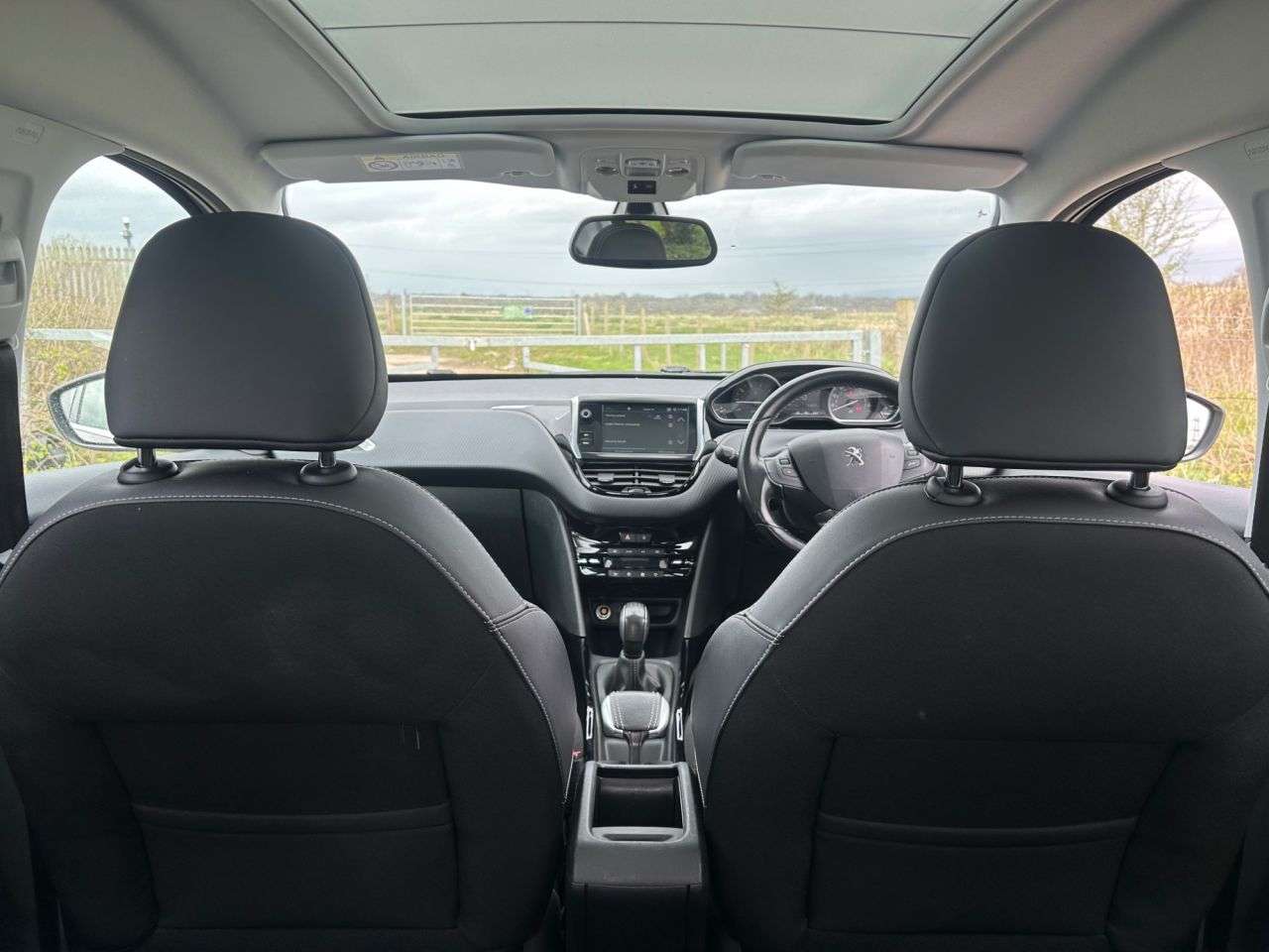 2018 PEUGEOT 2008 2018 PEUGEOT 2008