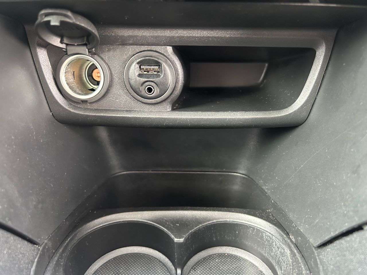 2018 PEUGEOT 2008 2018 PEUGEOT 2008