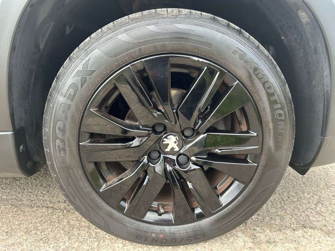 2018 PEUGEOT 2008 2018 PEUGEOT 2008