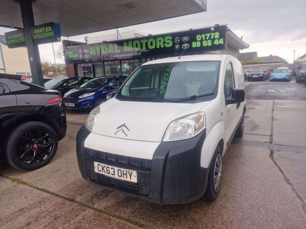 A 2014 CITROEN NEMO 1.3 HDi 660 16v X Panel Van 3dr Diesel Manual FWD L1 H1 (119 g/km, 75 bhp) A 2014 CITROEN NEMO 1.3 HDi 660 16v X Panel Van 3dr Diesel Manual FWD L1 H1 (119 g/km, 75 bhp)